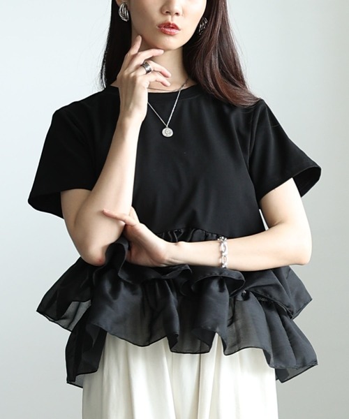 Sawa a la mode(サワアラモード)の「異素材ティアードフリルTシャツ(Tシャツ/カットソー・レディース・ブラック/オフホワイト・FREE)」の1枚目の写真