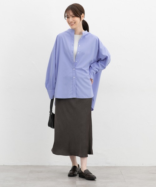 Honeys(ハニーズ)の「マオカラーゆるシャツ(シャツ/ブラウス・レディース・ブルー/ブラウン系その他2/ブルー系1/ピンク系その他2/ブラック/ホワイト・F)」の11枚目の写真