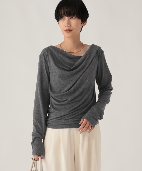 Elura(エルーラ)の「ドレープカットソー/1085685(Tシャツ/カットソー・レディース・ブラック/チャコールグレー/オフホワイト・FREE)」の3枚目の写真