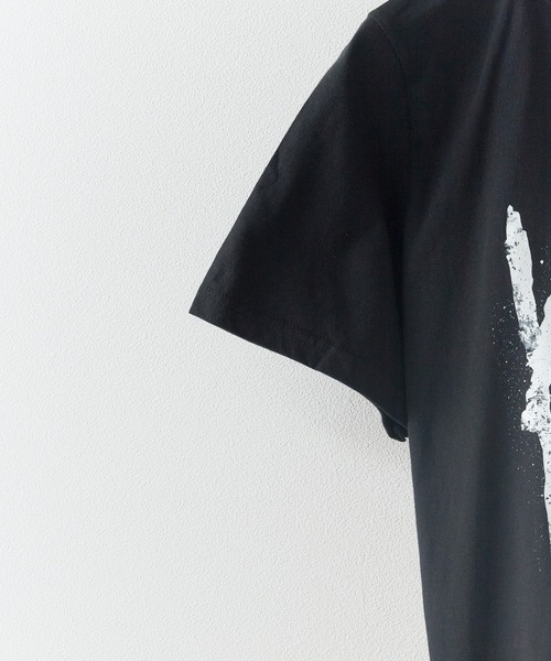 UNSTOA(アンストア)の「KORN/ UNISEX T-SHIRT: STILL A FREAK (BLACK) (BACK PRINT) / KORNTS11LB 秋服 冬服(Tシャツ/カットソー・メンズ・ブラック・S/M/L/XL)」の5枚目の写真