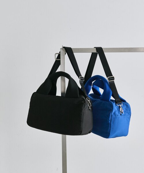 ear PAPILLONNER(イアパピヨネ)の「《撥水/軽量》メッシュハンドルボストンバッグSサイズ(ボストンバッグ・レディース・ブラック/ブルー・FREE)」の3枚目の写真