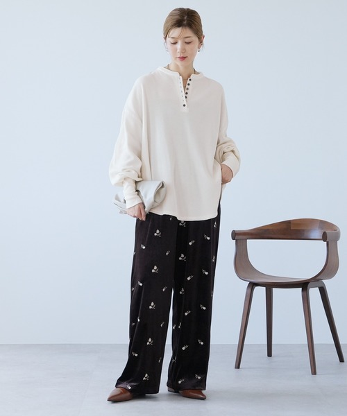 reca(レカ)の「ヘンリーネックフレアサーマルプルオーバー(Tシャツ/カットソー・レディース・トップグレー/チョコ/キナリ・FREE)」の7枚目の写真