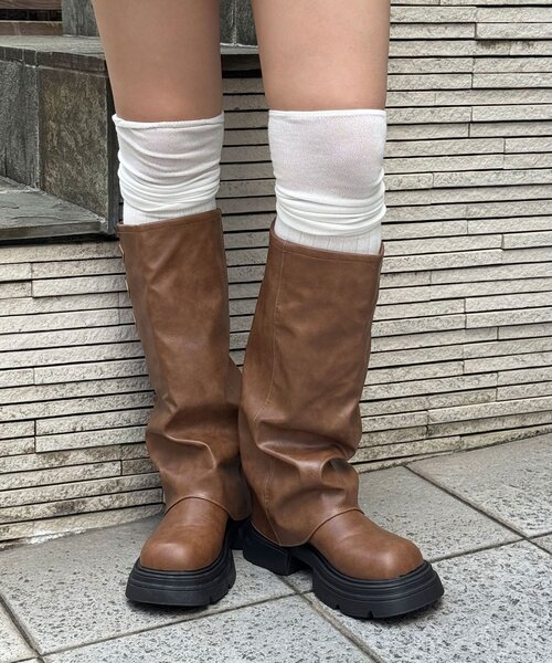 CIAOPANIC(チャオパニック)の「ルーズデザインロングブーツ(ブーツ・レディース・ブラック/ダークブラウン/ブラウン・36/39/37/38)」の15枚目の写真