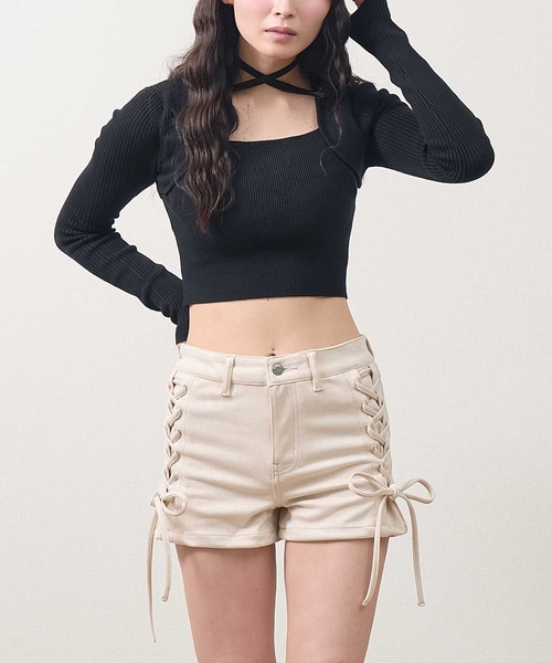 .WORKS(ドットワークス)の「ダブルレースアップショートパンツ マシュマロタッチスエード(その他パンツ・レディース・アイボリー/ブラック/ピンク・64/61)」の17枚目の写真