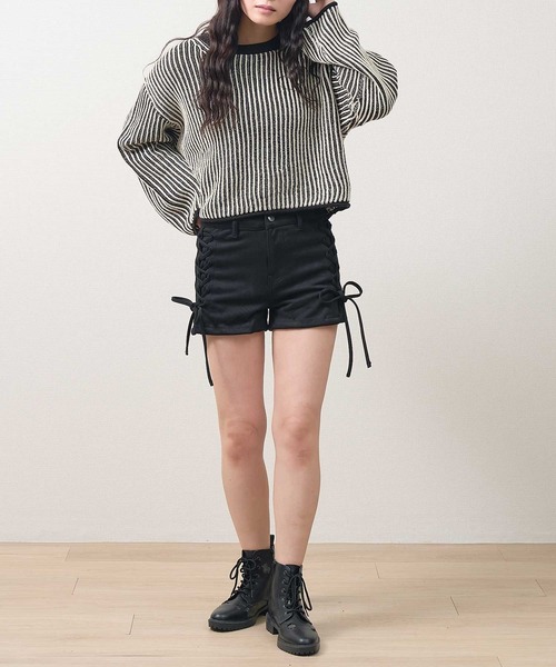 .WORKS(ドットワークス)の「ダブルレースアップショートパンツ マシュマロタッチスエード(その他パンツ・レディース・アイボリー/ブラック/ピンク・64/61)」の8枚目の写真