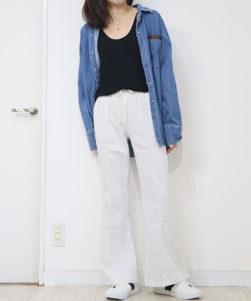 DISKEEN SURE(ディスキーンシュアー)の「着回し力抜群の優秀ボトム!ジャージタッチセンタープレスフレアパンツ(その他パンツ・レディース・ブラック/ベージュ/グレー/チャコール・FREE)」の18枚目の写真