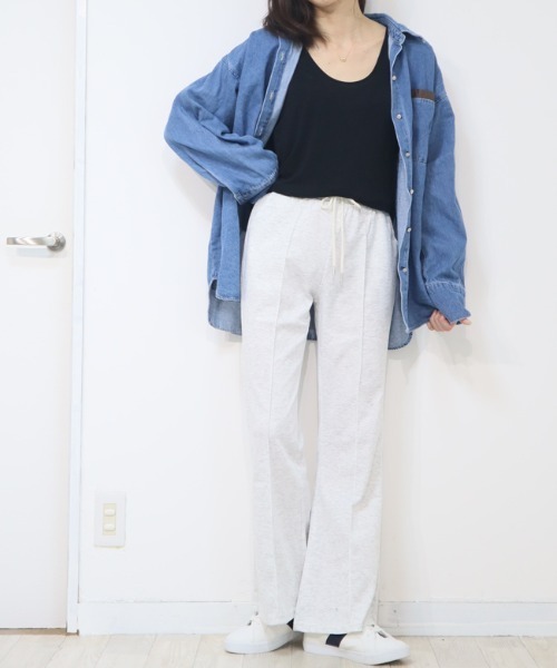 DISKEEN SURE(ディスキーンシュアー)の「着回し力抜群の優秀ボトム!ジャージタッチセンタープレスフレアパンツ(その他パンツ・レディース・ブラック/ベージュ/グレー/チャコール・FREE)」の22枚目の写真