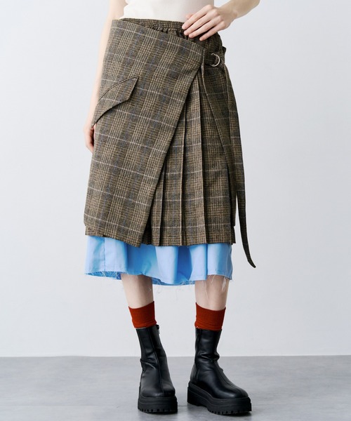 SeeSew（シーソー）の「【UNISEX】LAYERED PLEATS WRAP SKIRT/レイヤードプリーツラップスカート（スカート・レディース・ブラック/ベージュ・FREE）」の8枚目の写真
