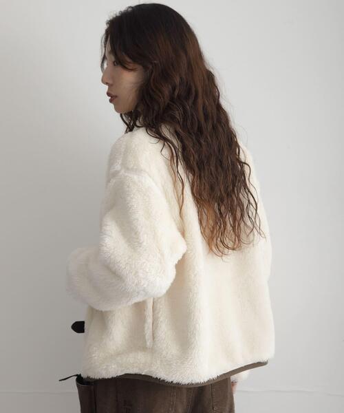 URBAN RESEARCH Sonny Label(アーバンリサーチサニーレーベル)の「『別注』Champion×Sonny Label シェルパフリーススタンドジップ(ブルゾン・レディース・オフホワイト/ブラック/ネイビー/ブラウン系その他・FREE)」の8枚目の写真