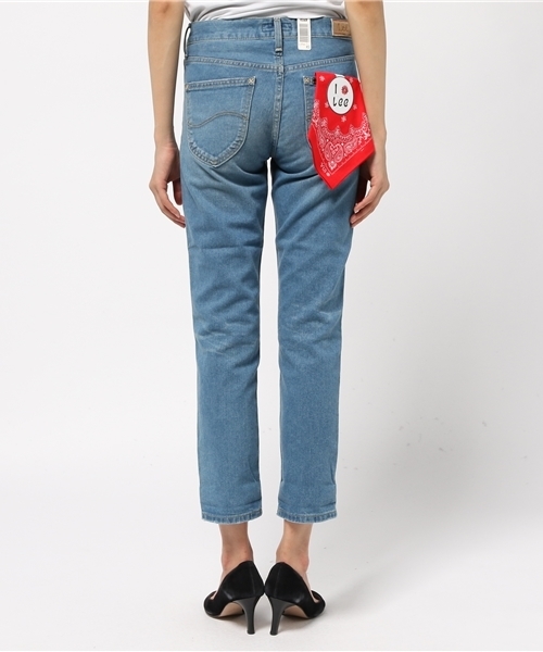 VIS（ビス）の「【ヒルナンデス！放映】スリムテーパードデニム（デニムパンツ・レディース・ホワイト/ネイビー/ブルー系その他・SMALL/MEDIUM/XS.P）」の12枚目の写真