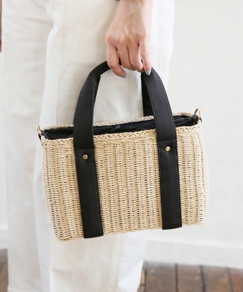 LEPSIM(レプシィム)の「ペーパーミニショルダーバッグ 743881(ショルダーバッグ・レディース・ブラック/ダークブラウン/ナチュラル/ブルー・ONE SIZE)」の3枚目の写真