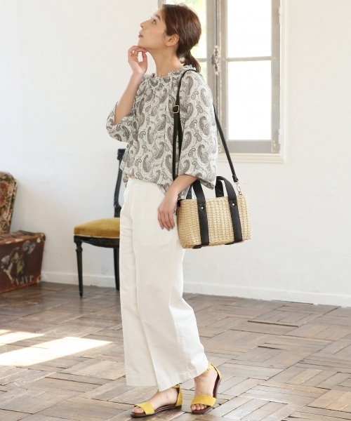 LEPSIM(レプシィム)の「ペーパーミニショルダーバッグ 743881(ショルダーバッグ・レディース・ブラック/ダークブラウン/ナチュラル/ブルー・ONE SIZE)」の6枚目の写真