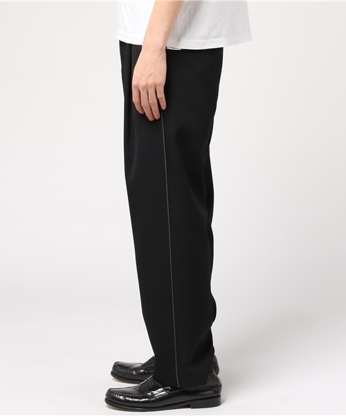 UNITED TOKYO パイピングワイドパンツ UNITED TOKYO（ユナイテッドトウキョウ）の「パイピングワイド