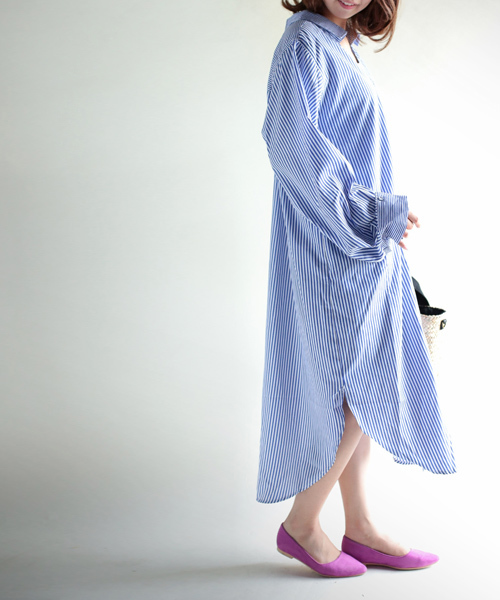 antiqua（アンティカ）の「ストライプデザインロングシャツワンピ（シャツワンピース・レディース・ブルー・FREE）」の8枚目の写真