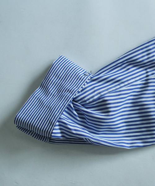 antiqua（アンティカ）の「ストライプデザインロングシャツワンピ（シャツワンピース・レディース・ブルー・FREE）」の14枚目の写真