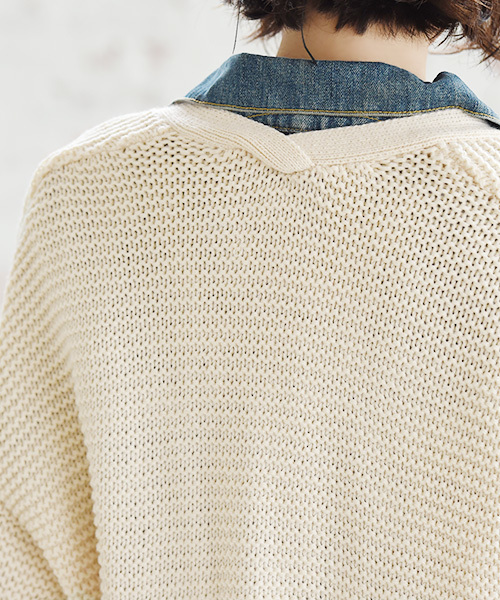 Luz Llena(ラズレナ)の「パール編みローゲージニット・ロングカーディガン(カーディガン/ボレロ・レディース・アイボリー/ブラウン/ブラック・MEDIUM)」の5枚目の写真