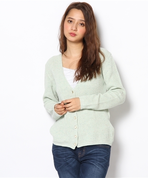 one after another NICE CLAUP（ワンアフターアナザーナイスクラップ）の「片あぜカーディガン（カーディガン/ボレロ・レディース・アイボリー/ピンク/グリーン/グレー・FREE）」の3枚目の写真