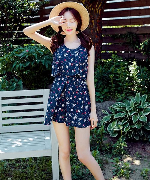 TeddyShop（テディショップ）の「水着 レディース  小花柄 レトロワンピース オールインワン 体型カバー［大きいサイズ有］（水着・レディース・ネイビー/レッド/マスタード/グリーン/ブルー系その他/ブルー/ブラック/テラコッタ/ブルー系その他2/レッド系その他/ブラック系その他/レッド系その他2/ブラック系その他2/ブルー系その他3/チェック/グリーン系その他/ブラック系その他3・LL/5L/3L/4L/M/L/6L）」の21枚目の写真