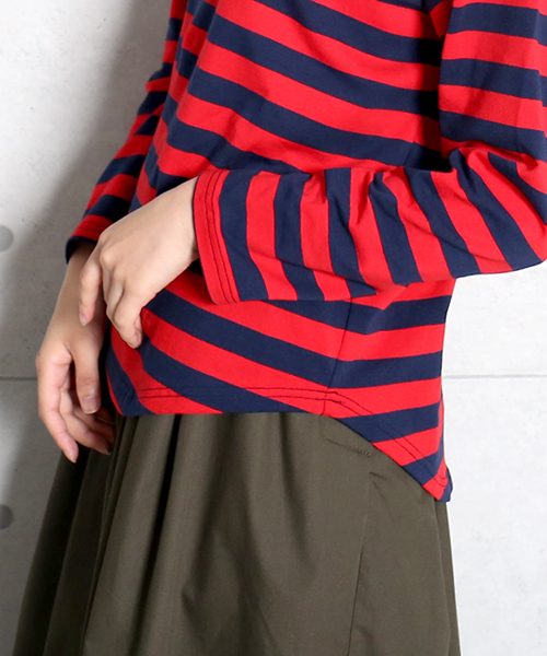 n'ee-ne(ネーネ)の「cotton ボーダーカットソー(Tシャツ/カットソー・レディース・ネイビー/グレー/レッド/グリーン/ブラック×ホワイト/ホワイト×ネイビー・M/L)」の14枚目の写真