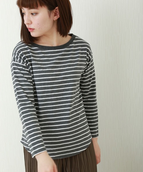 n'ee-ne(ネーネ)の「cotton ボーダーカットソー(Tシャツ/カットソー・レディース・ネイビー/グレー/レッド/グリーン/ブラック×ホワイト/ホワイト×ネイビー・M/L)」の4枚目の写真