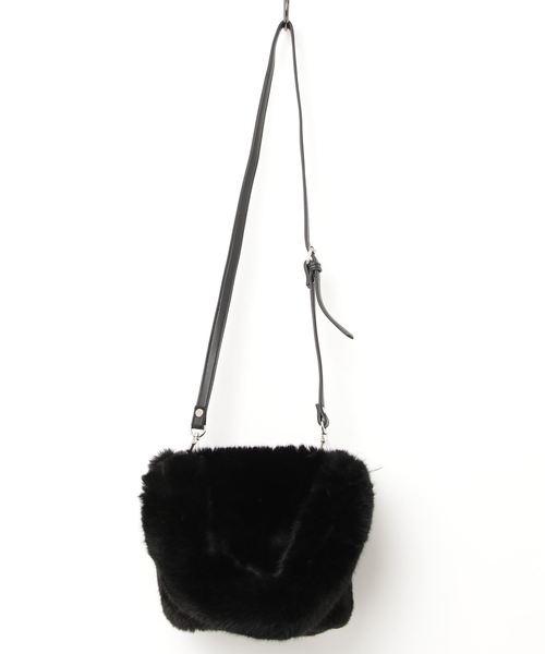 PROTCOL（プロトコル）の「PROTCOL プロトコール / 2WAYエコファーハンドルバッグ ドラムショルダーバッグ / P18B-01（ショルダーバッグ・レディース・ブラック/カーキ/マルチ/ターコイズブルー/レッド・OS）」の2枚目の写真