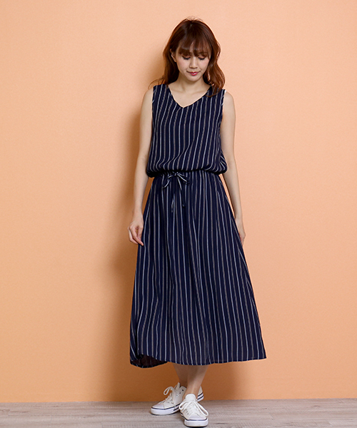 n'ee-ne（ネーネ）の「ストライプ＆チェック柄　ウエストマークワンピース（ワンピース・レディース・グレー系その他/ベージュ系その他/ブルー系その他・M/L）」の3枚目の写真