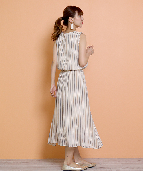 n'ee-ne（ネーネ）の「ストライプ＆チェック柄　ウエストマークワンピース（ワンピース・レディース・グレー系その他/ベージュ系その他/ブルー系その他・M/L）」の13枚目の写真