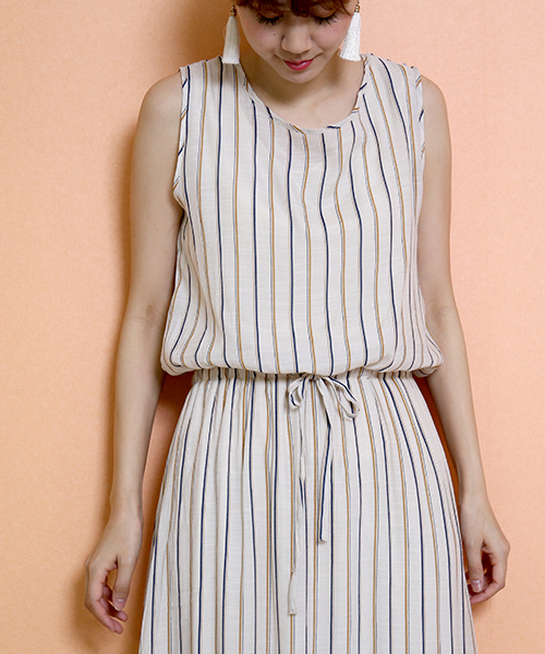 n'ee-ne（ネーネ）の「ストライプ＆チェック柄　ウエストマークワンピース（ワンピース・レディース・グレー系その他/ベージュ系その他/ブルー系その他・M/L）」の9枚目の写真