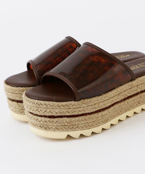 one after another NICE CLAUP（ワンアフターアナザーナイスクラップ）の「厚底フラットサンダル（サンダル・レディース・ブラウン/ゴールド/クリア・SMALL/MEDIUM/LARGE）」の13枚目の写真