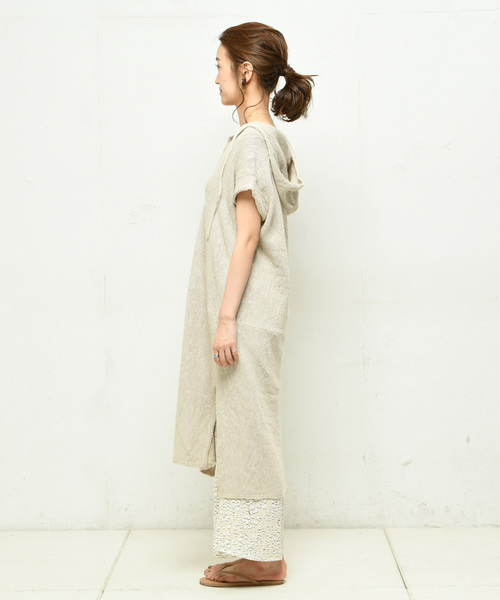 DouDou（ドゥドゥ）の「ボーダーニットワンピース（ワンピース・レディース・ベージュ/オフホワイト・FREE）」の3枚目の写真