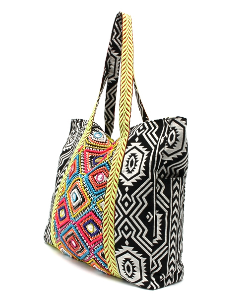 ROSE BUD(ローズバッド)の「(FF BAGS)FF2659 BEADED LARGE TOTE BAG(トートバッグ・レディース・マルチ・ONE SIZE)」の6枚目の写真