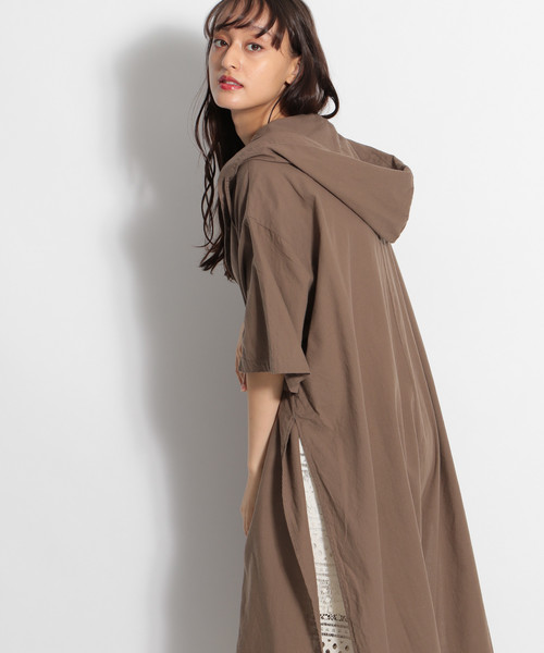 niko and...（ニコアンド）の「フーディービッグワンピース（ワンピース・レディース・ブラック/オフホワイト/モカ・FREE）」の3枚目の写真