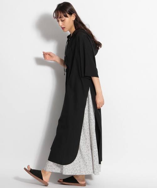 niko and...（ニコアンド）の「フーディービッグワンピース（ワンピース・レディース・ブラック/オフホワイト/モカ・FREE）」の5枚目の写真