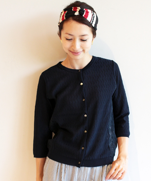 BEAUTY&YOUTH UNITED ARROWS（ビューティーアンドユースユナイテッドアローズ）の「BYSF サイドレースジャカードカーディガン ◆（カーディガン/ボレロ・レディース・ホワイト/ライトグレー/ネイビー・フリー）」の3枚目の写真