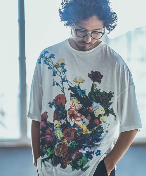 ANGENEHM（アンゲネーム）の「mt6359-Colorful Flowers Print Big Tee Tシャツ (MADE IN JAPAN)（Tシャツ/カットソー・メンズ・ホワイト/ブラック・S/M/L）」の18枚目の写真