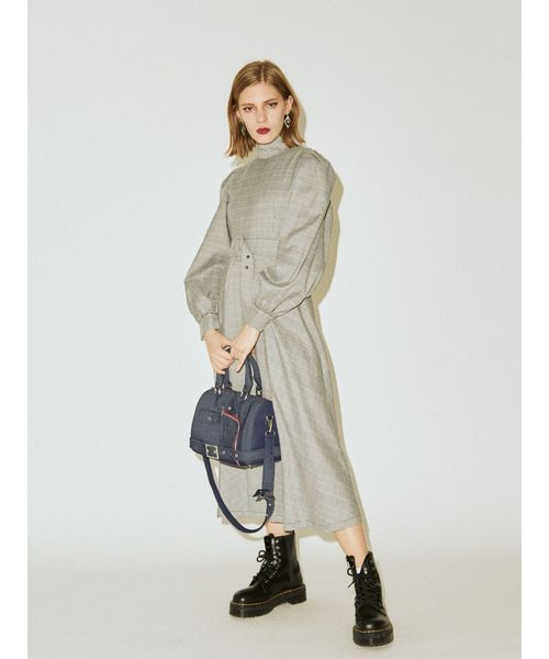 jouetie（ジュエティ）の「スタンドカラーマキシワンピース（ワンピース・レディース・パープル/グレー/グリーン・MEDIUM）」の4枚目の写真