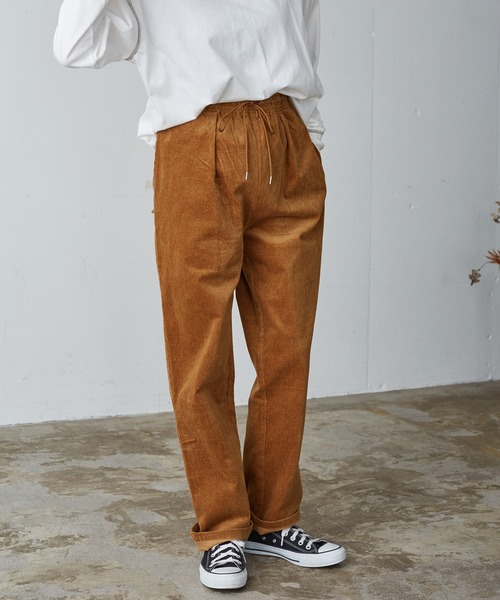 Chaco closet（チャコ クローゼット）の「美テーパードスリムタックシェフパンツ[ツイル デニム チェック レオパード ヒッコリー コーデュロイ スラックス ベイカー]（スラックス・レディース・レオパード/オリーブ/オフホワイト/ブラック/ベージュ/ブラック系その他/ストライプ/ベージュ系その他/ワンウォッシュ/ブラウン系その他/モカ/ホワイト系その他/グリーン系その他2/ブラウン系その他2/ブラウン系その他3/グリーン系その他/キャメル/ライトグレー/チャコールグレー/アイボリー・M/S/L）」の18枚目の写真