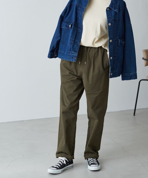 Chaco closet（チャコ クローゼット）の「美テーパードスリムタックシェフパンツ[ツイル デニム チェック レオパード ヒッコリー コーデュロイ スラックス ベイカー]（スラックス・レディース・レオパード/オリーブ/オフホワイト/ブラック/ベージュ/ブラック系その他/ストライプ/ベージュ系その他/ワンウォッシュ/ブラウン系その他/モカ/ホワイト系その他/グリーン系その他2/ブラウン系その他2/ブラウン系その他3/グリーン系その他/キャメル/ライトグレー/チャコールグレー/アイボリー・M/S/L）」の14枚目の写真