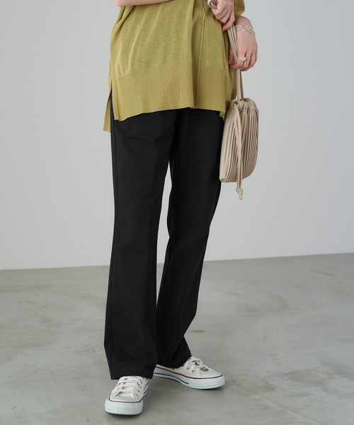 Chaco closet（チャコ クローゼット）の「美テーパードスリムタックシェフパンツ[ツイル デニム チェック レオパード ヒッコリー コーデュロイ スラックス ベイカー]（スラックス・レディース・レオパード/オリーブ/オフホワイト/ブラック/ベージュ/ブラック系その他/ストライプ/ベージュ系その他/ワンウォッシュ/ブラウン系その他/モカ/ホワイト系その他/グリーン系その他2/ブラウン系その他2/ブラウン系その他3/グリーン系その他/キャメル/ライトグレー/チャコールグレー/アイボリー・M/S/L）」の5枚目の写真