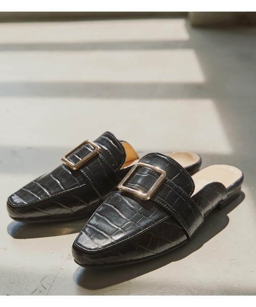 KOBE LETTUCE（コウベレタス）の「スクエアトゥバックルバブーシュローファー（ローファー・レディース・ブラック/アイボリー/ブラック系その他/ベージュ系その他・S/M/XS/XXS）」の3枚目の写真