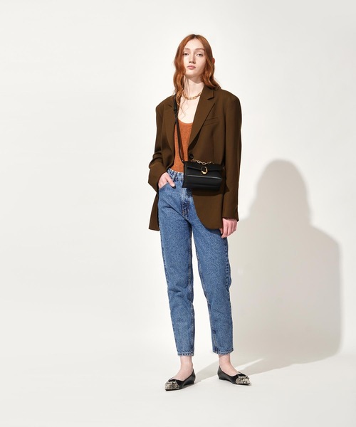 CHARLES & KEITH(チャールズ & キース)の「チャンキーチェーン ストラップトラペーズバッグ / Chunky Chain Strap Trapeze Bag(ショルダーバッグ・レディース・ブラック/クリーム/マルチ/ピンク系その他/グリーン・S)」の10枚目の写真