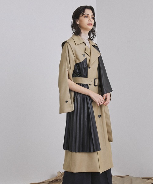 UNITED TOKYO（ユナイテッドトウキョウ）の「バイカラーハーフケープ