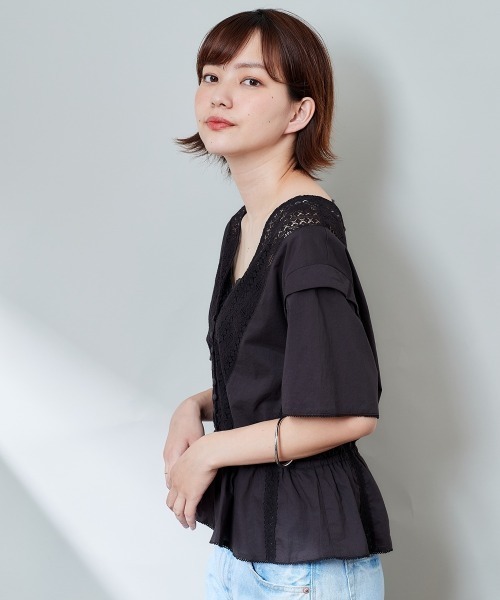 cepo(セポ)の「フレアスリーブ レースブラウス(シャツ/ブラウス・レディース・ブラック/オフホワイト/ピンク・M)」の3枚目の写真