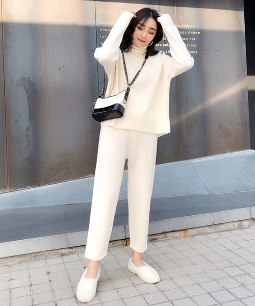 Girly Doll（ガーリードール）の「タートルニットセットアップ（セットアップ・レディース・ホワイト/ブラック/ベージュ/ピンク/ネイビー・FREE）」の10枚目の写真