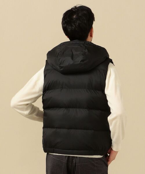 SHIPS（シップス）の「SHIPS: ALLIED FEATHER&DOWN 700FP ナイロン ダウン ベスト（ダウンベスト・メンズ・ブラック/カーキ/ダークグレー・SMALL/MEDIUM/LARGE/X-LARGE）」の22枚目の写真