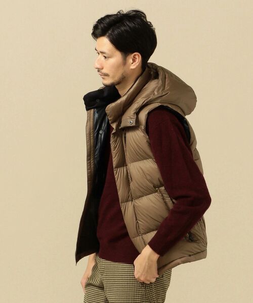 SHIPS（シップス）の「SHIPS: ALLIED FEATHER&DOWN 700FP ナイロン ダウン ベスト（ダウンベスト・メンズ・ブラック/カーキ/ダークグレー・SMALL/MEDIUM/LARGE/X-LARGE）」の19枚目の写真