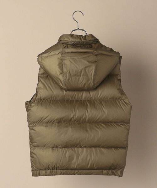 SHIPS（シップス）の「SHIPS: ALLIED FEATHER&DOWN 700FP ナイロン ダウン ベスト（ダウンベスト・メンズ・ブラック/カーキ/ダークグレー・SMALL/MEDIUM/LARGE/X-LARGE）」の16枚目の写真