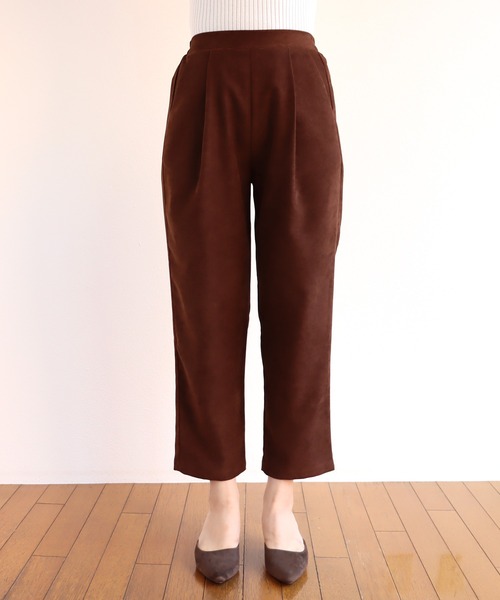 andme(アンドミー)の「起毛タックテーパードパンツ(その他パンツ・レディース・ブラック/ブラウン/キャメル/ブルー・M/L)」の6枚目の写真