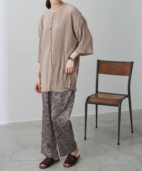 Chaco closet(チャコ クローゼット)の「オーバーサイズプリーツメロウプルオーバー(Tシャツ/カットソー・レディース・チャコールグレー/ライトグレー/ブラック/ブルー/ライトグリーン/アイボリー/パープル系その他/グレイッシュベージュ/コーラル・FREE)」の18枚目の写真