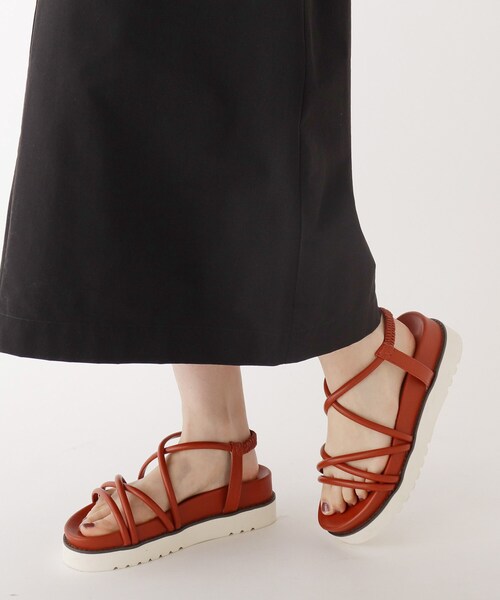 AG by aquagirl(エージーバイアクアガール)の「◆チューブ厚底サンダル(サンダル・レディース・オフホワイト/ブラック/ブラウン系・02/03)」の5枚目の写真